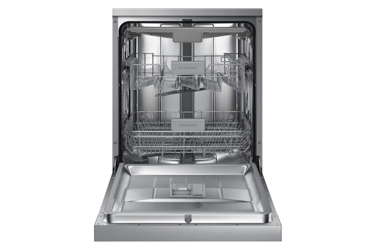 Lavastoviglie Samsung DW60DG560FSRTR 14 Coperti 60 Cm 6 Programmi Libera Installazione Inox Classe D (Ricondizionato)